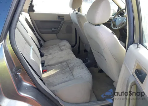 2010 Ford Focus Se из США, поврежденный, VIN 1FAHP3FN7AW279079